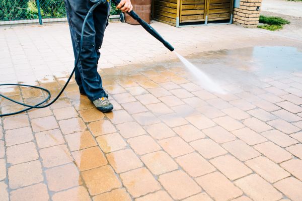 Pavement Staining in Irvine